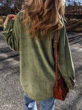 EZwear Women's Solid Color Front Button Pocket Long Sleeve Casual Shirt